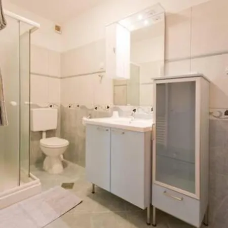 Apartments Bellistra Labin Labin  Room photo