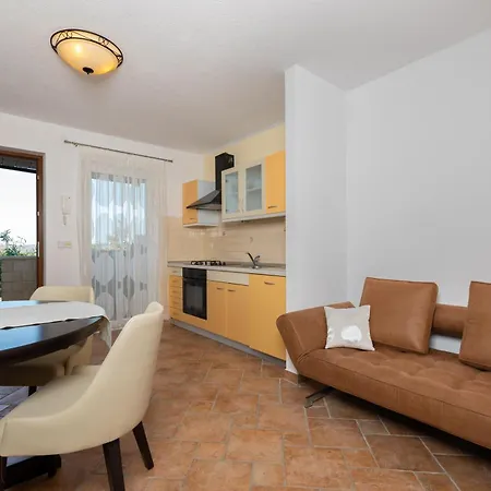 Apartments Bellistra Labin Labin  Room photo